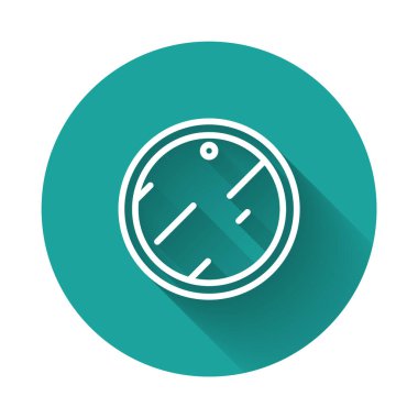 Beyaz çizgi kesme tahtası simgesi uzun gölgeli izole edildi. Kesme tahtası sembolü. Yeşil daire düğmesi. Vektör.