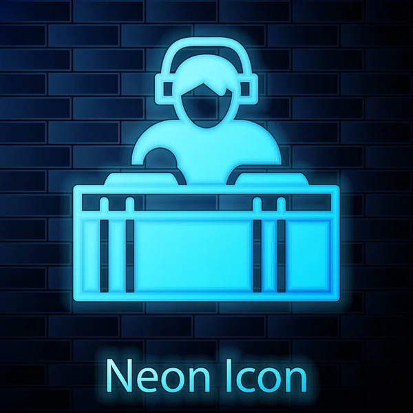 Glowing Neon Wearing Headphones Front Record Decks Icon Isolated Brick — Stockvektor