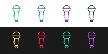 Siyah beyaz arkaplanda mikrofon simgesini ayır. Radyodaki mikrofondan. Sözcü işareti. Vektör