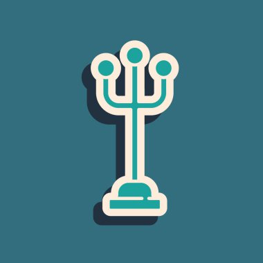 Yeşil Ceket standı simgesi yeşil arkaplanda izole edildi. Uzun gölge tarzı. Vektör.