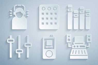 Müzik çalar, dengeleyici, kayıt stüdyosu, bateri makinesi ve kulaklık ikonu. Vektör