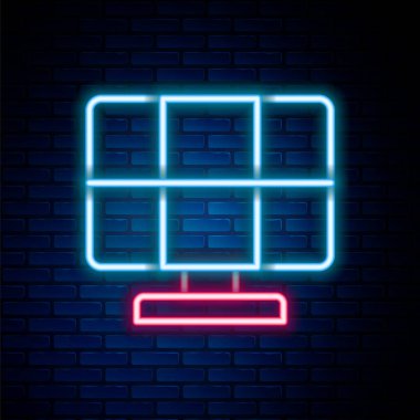 Parlayan neon hattı güneş enerjisi simgesi tuğla duvar arka planında izole edildi. Renkli taslak konsepti. Vektör