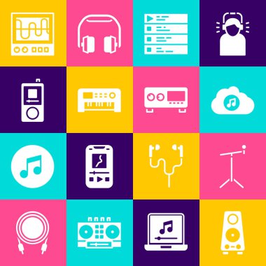 Stereo hoparlörünü, mikrofonu, müzik akışı hizmetini, çalma listesini, sentezleyiciyi, oyuncuyu, osiloskopu ve gitar amplifikatörünü ayarla. Vektör