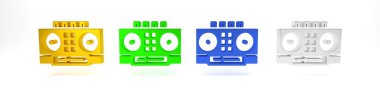 Beyaz arkaplanda izole edilmiş müzik simgesini çalmak ve karıştırmak için renkli DJ kumandası. DJ karıştırıcı, vinil çalar ve uzaktan kumandayla tamamlandı. Minimalizm kavramı. 3 Boyutlu resimleme