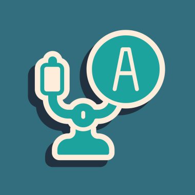 Yeşil Uçak dümen ikonu yeşil arka planda izole edildi. Uçak kontrol tekerleği. Uzun gölge tarzı. Vektör