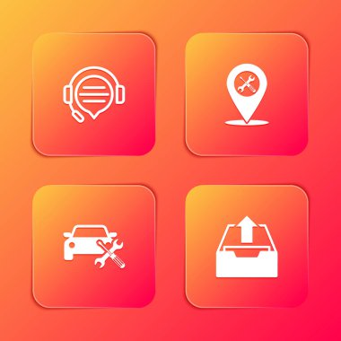 Kulaklıkları konuşma balonu sohbeti, konum servisi, araba ve gelen kutusu simgesi ile ayarla. Vektör.