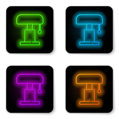 Parlayan neon çizgisi masa lambası simgesi beyaz arkaplanda izole edildi. Siyah kare düğme. Vektör.