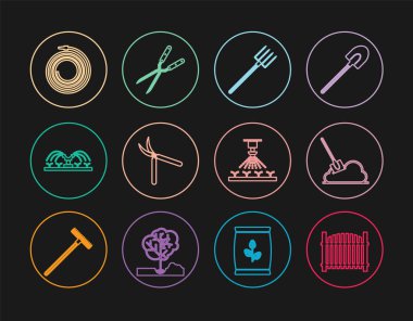 Bahçe çiti küreğini yer yabasına, el yapımı bahçe makası otomatik sulama hortumu ve ikonuna yerleştir. Vektör.