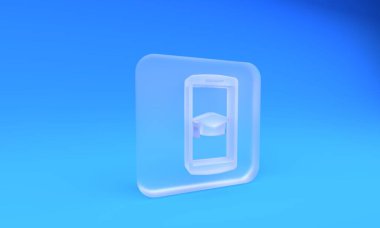 Ekrandaki akıllı telefon ikonundaki buzlu cam mezuniyet başlığı mavi arkaplanda izole edilmiş. Çevrimiçi öğrenme ya da e-öğrenme kavramı. Kare buzlu cam düğme. 3 Boyutlu resimleme.