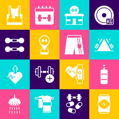 Enerji İçeceği Yumruk Torbası Metal rafını ağırlık spor salonunun lokasyon terli kolsuz tişörtü ve kısa pantolon ikonu ile ayarla. Vektör.