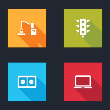 Robotik robot kol el fabrikası, trafik ışığı, elektrik prizi ve dizüstü bilgisayar simgesi ayarla. Vektör.