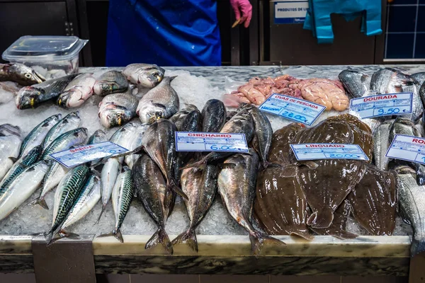 Setubal Portugal Outubro 2018 Peixes Venda Mercado Alimentos Livramento Cidade — Fotografia de Stock