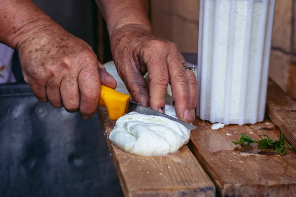 Letymbou Chipre Septiembre 2022 Halloumi Cheese Prepared Sofia Andreas Traditional — Foto de Stock