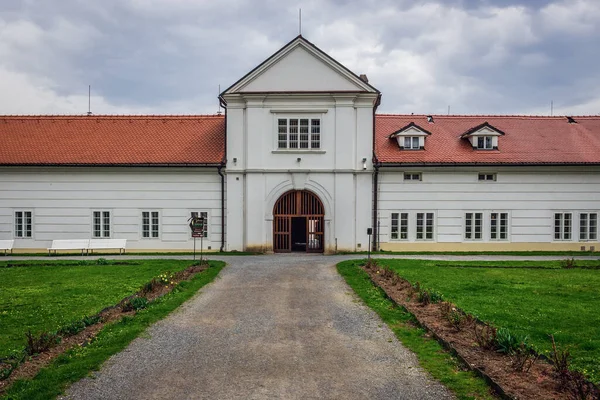 Vizovice Tschechische Republik April 2018 Eingangstor Des Schlosses Vizovice — Stockfoto