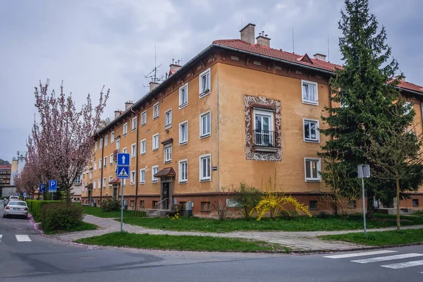 Roznov Pod Radhostem República Checa Abril 2018 Edifício Apartamentos Roznov — Fotografia de Stock