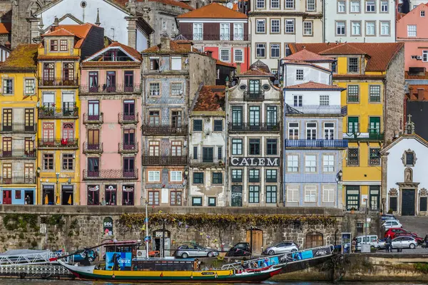 Porto Portugal Dezembro 2016 Casas Sobre Rio Douro Porto — Fotografia de Stock
