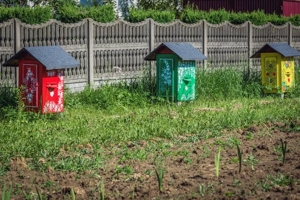 Zalipie Πολωνία Μαΐου 2018 Κυψέλες Στο Χωριό Zalipie Διάσημο Ζωγραφισμένα — Φωτογραφία Αρχείου