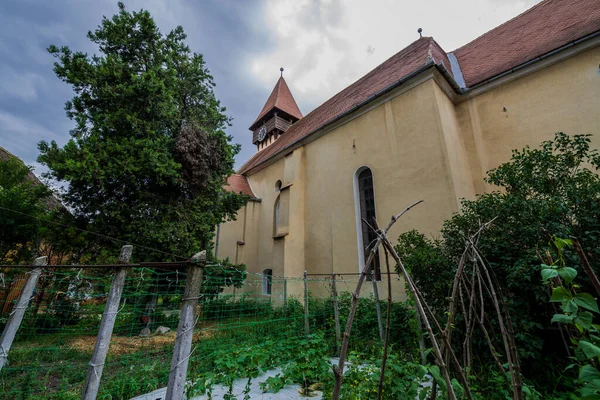 Esterno Della Chiesa Fortificata Evangelica Nella Città Miercurea Sibiului Contea — Foto Stock
