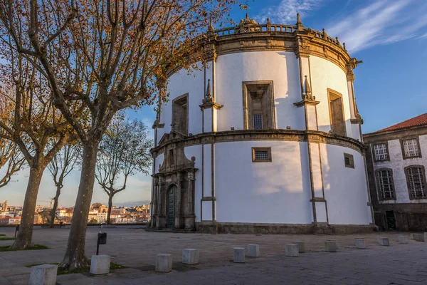 セラ教会はポルトガル ヴィラ ノヴァ ガイアのピラール修道院 — ストック写真