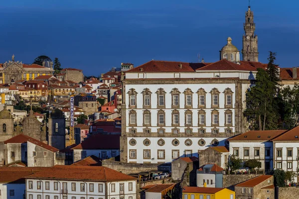 Bishops Palace Clerigos Εκκλησία Και Cathedral Στο Πόρτο Της Πορτογαλίας — Φωτογραφία Αρχείου