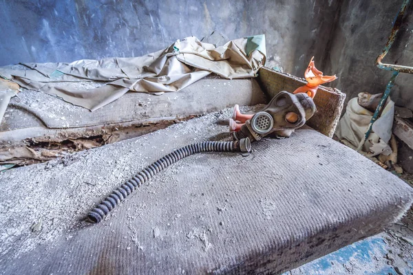 Sofá Edificio Residencial Base Militar Abandonada Zona Exclusión Chernobyl Ucrania — Foto de Stock