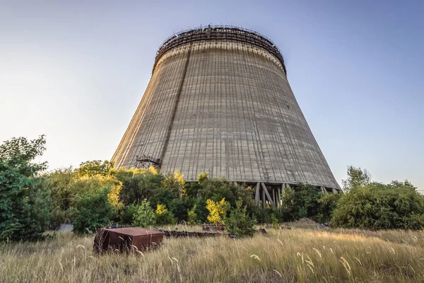 Вид Охлаждающую Башню Аэс Ядерная Энергия Чернобыльской Зоне Отчуждения Украина — стоковое фото