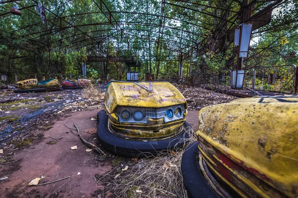 Coches Parachoques Pripyat Ciudad Abandonada Zona Exclusión Chernobyl Ucrania — Foto de Stock