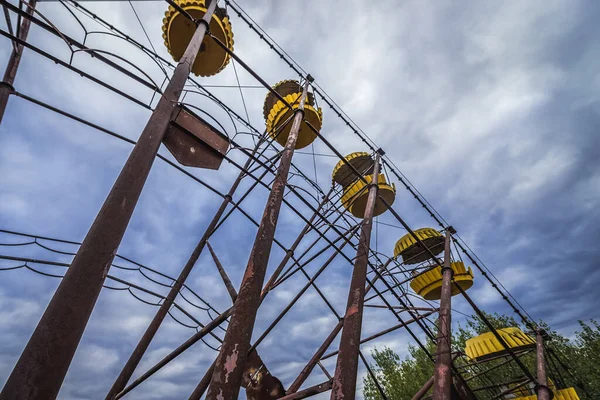 Rueda Fortuna Parque Atracciones Pripyat Ciudad Abandonada Zona Exclusión Chernobyl — Foto de Stock