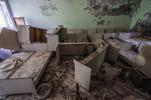 Letti Nella Scuola Materna Cheburashka Pripyat Città Abbandonata Nella Zona — Foto Stock