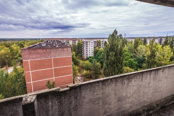 Вид Лестницы Этажного Многоквартирного Дома Заброшенном Городе Припять Чернобыль Украина — стоковое фото
