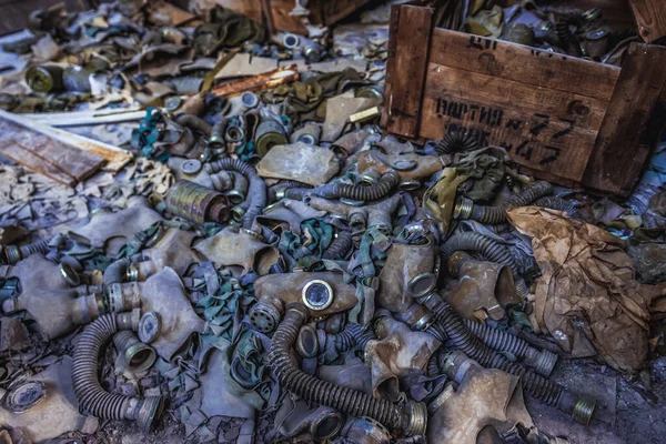 Antiguas Máscaras Gas Escuela Secundaria Pripyat Ciudad Abandonada Zona Exclusión — Foto de Stock
