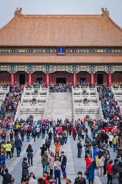 北京2013年3月28日 最高調和ホール前の人々 台中市紫禁城 — ストック写真