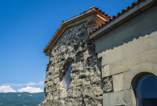 stock image Wall of Orthodox Jvari Monastery on Jvari Mount near Mtskheta town, Georgia