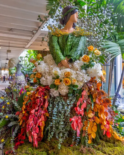Mannequins Decorated Flowers Shown Event Fleurs Villes Artiste Bal Harbour Royalty Free Stock Photos