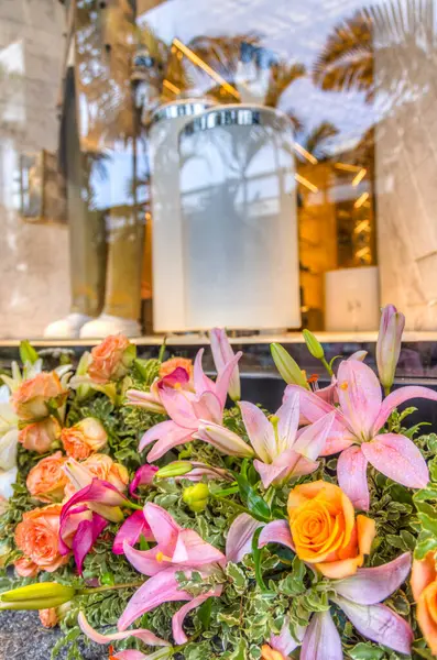 Manichini Decorati Con Fiori Sono Mostrati Durante Evento Fleurs Villes Foto Stock Royalty Free