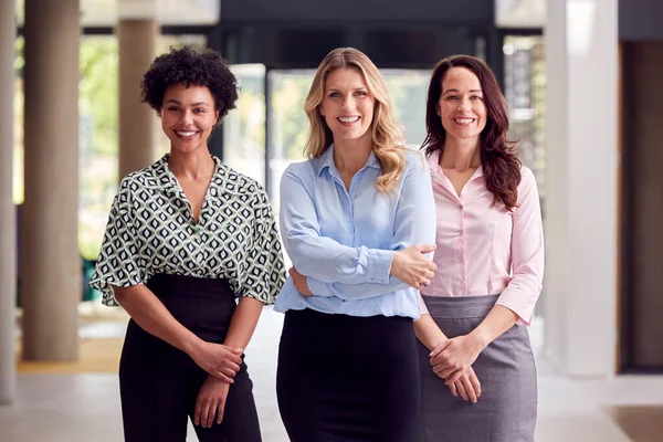 Portrait Multi Cultural Female Business Team Modern Office Building — Stockfoto