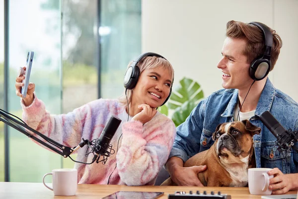 Couple Dog Recording Podcast Broadcasting Interview Radio Studio Home Laptop — Stock Photo, Image