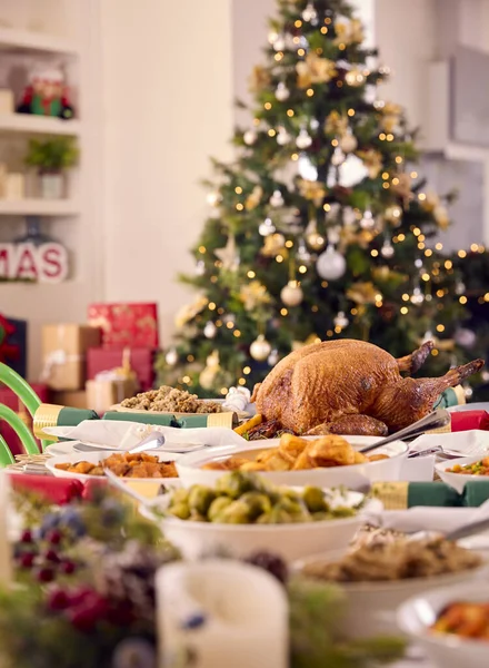 Tabela Jogo Home Para Almoço Natal Com Turquia Assada Vegetais — Fotografia de Stock