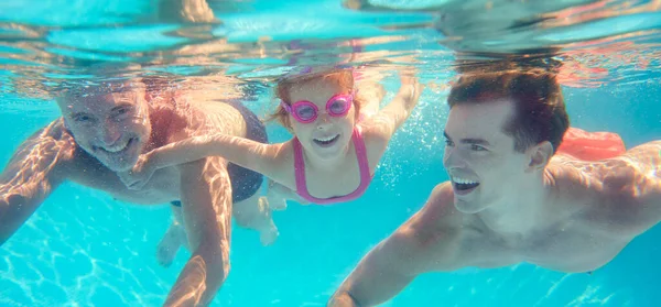 Portrait Multi Generation Family Summer Holiday Swimming Underwater Pool — 스톡 사진