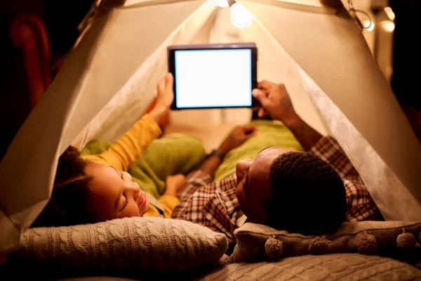Father Daughter Home Lying Indoor Tent Camp Watching Streaming Digital — Stock Photo, Image