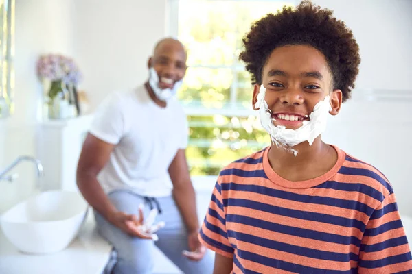 Father Son Home Having Fun Playing Shaving Foam Bathroom Making — Stock Photo, Image