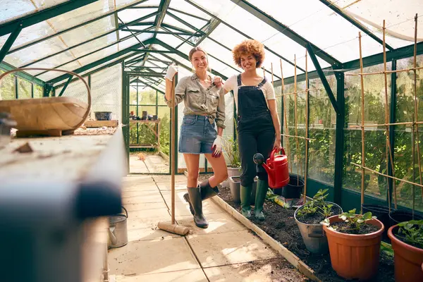 Portrait Two Female Friends Same Sex Couple Working Greenhouse Home — Stock Photo, Image