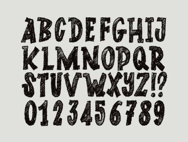 Büyük harf numaralarıyla sıkıntılı grunge alfabe vektörü. Kabataslak desenli yazı tipi, elle çizilmiş mürekkep darbeleri, kuru fırça stili, kalın kusurlu tipografi tasarım unsurları. Vektör grung yazı tipi.