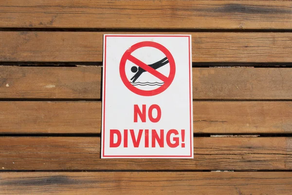 Ingen Dykning Varningsskylt Trä Foto — Stockfoto