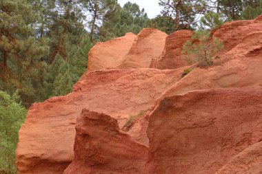 Roussillon, Provence yakınlarındaki Ochre yolu.