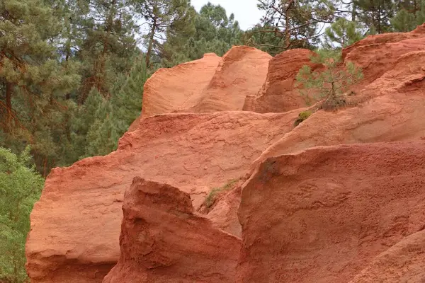 Roussillon, Provence yakınlarındaki Ochre yolu.