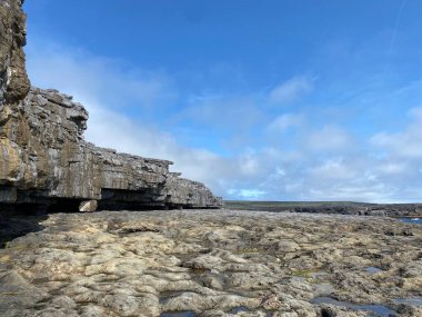 Inishmore Sitesi, İrlanda 'nın batı kıyısındaki Aran Adaları' nda.