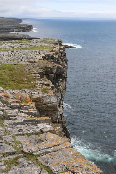 Inishmore, İrlanda 'nın batı kıyısındaki Aran Adaları' nda.