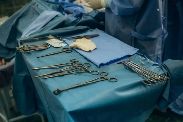 Sezaryen Için Steril Cerrahi Aletler — Stok fotoğraf