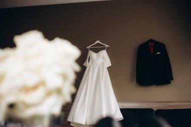 Gelin ve damat elbiseleri. Yüksek kalite fotoğraf